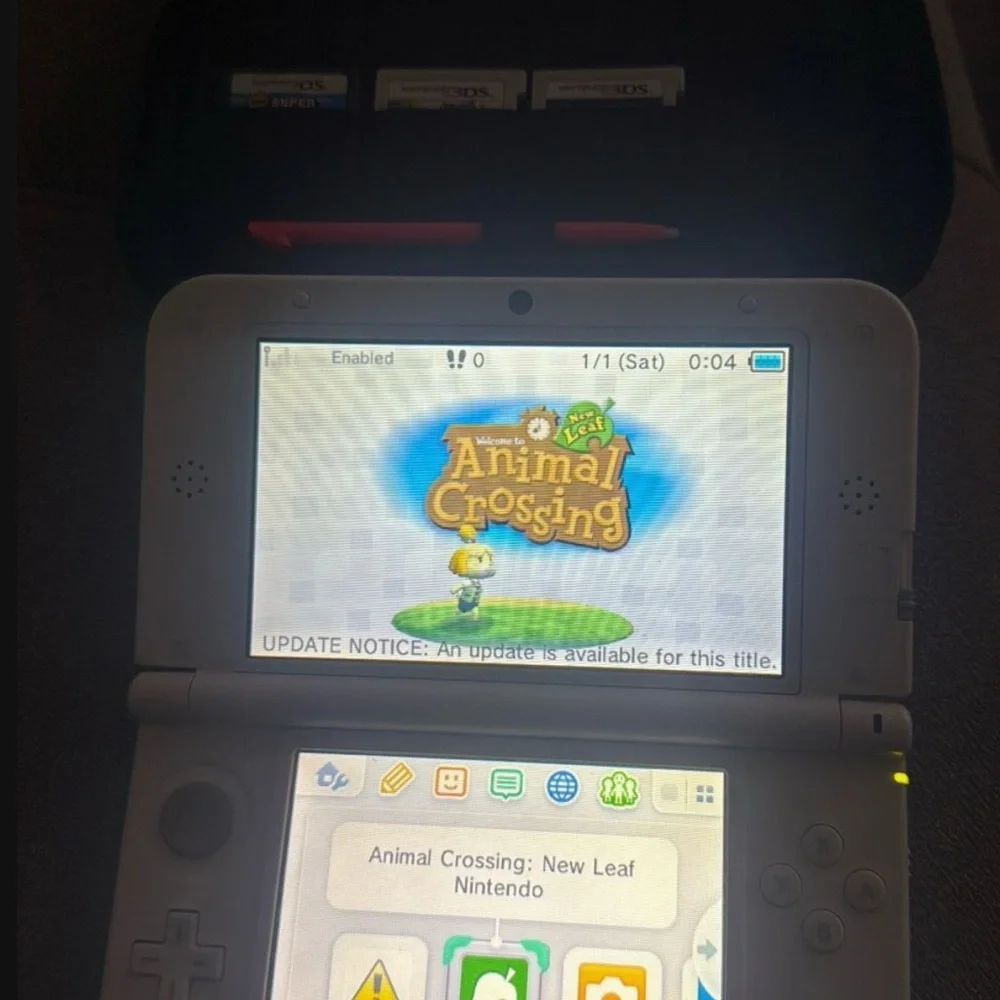 Nintendo 3DS XL PINK - Picture 2 of 3